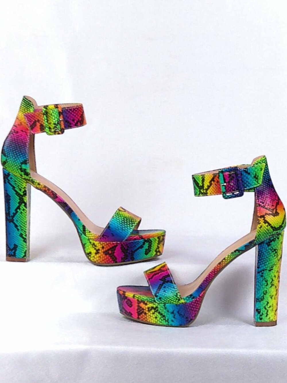 HOT TOMATO 10M multicolor faux-snakeskin ultra-high-heel 2-strap party sandals